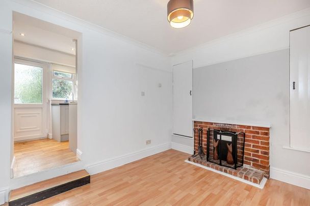2 bedroom terraced house to rent - Photo 1