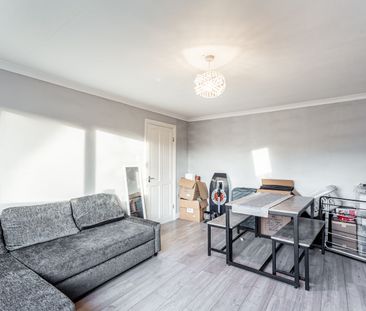 Available furnished from 13/02/2026 - Photo 2