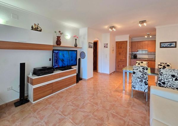 Apartment with 2 bedrooms with swimming pool LONG TERM