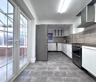 Mays Lane, Stubbington - Photo 4