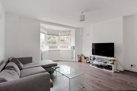 3 bedroom apartment to rent - Photo 3
