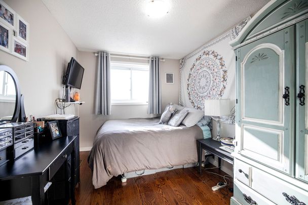 For Lease - 844 Grandview Drive, Oshawa, Ontario - Photo 1