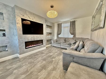 Brixham Avenue, Low Fell, Gateshead - Photo 2