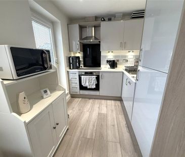 2 bedroom apartment to rent - Photo 6