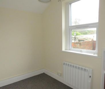 1 bedroom Flat To Let - Photo 1