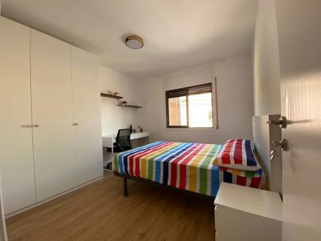 Carrer de Cotonat, L'Hospitalet de Llobregat, Catalonia 08904 - Photo 3