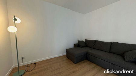 Beau T3 lumineux et fonctionnel, meublé, avec stationnement - Photo 2