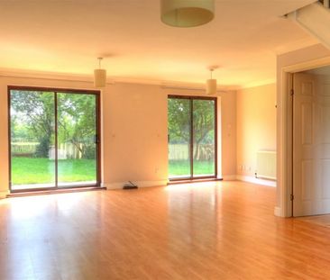 3 BED Detached house - Photo 1