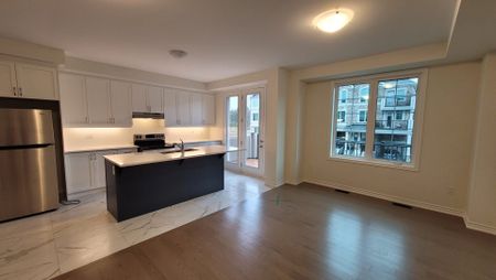 For Lease - 31 Thomas Frisby Jr Crescent, Markham, Ontario - Photo 2