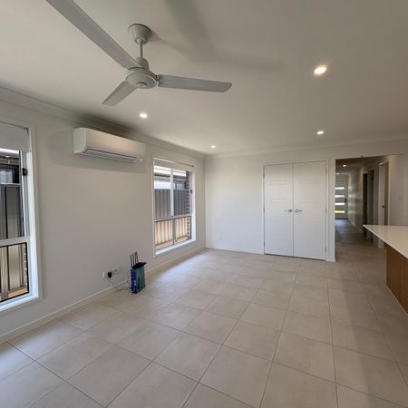 Spacious 4-Bedroom Family Home in Quiet Location - Photo 4