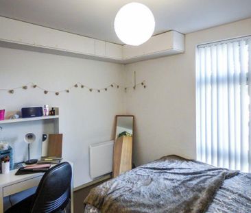 2 bedroom flat to rent - Photo 6