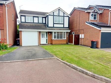 4 Bedroom House - Detached - Photo 5