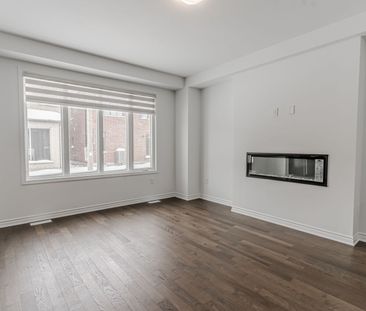 For Lease - 61 Ennerdale Street, Barrie, Ontario - Photo 3