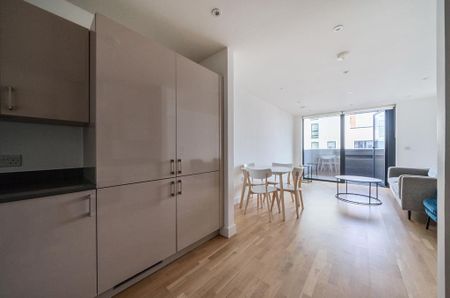 2 bedroom apartment to rent - Photo 3