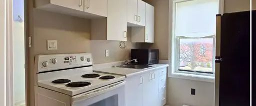 1-Bedroom Apartment in Woodstock!! | 555 Dundas Street, Woodstock - Photo 1