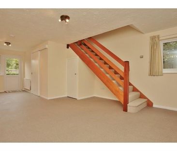 2 bedroom end of terrace house to rent - Photo 6