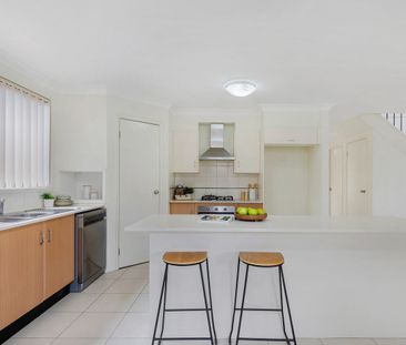 Light-filled Family Home with Ultimate Convenience - Photo 4