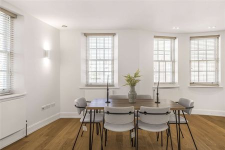 A beautiful 3 bedroom duplex apartment, in the heart of Marylebone. - Photo 2