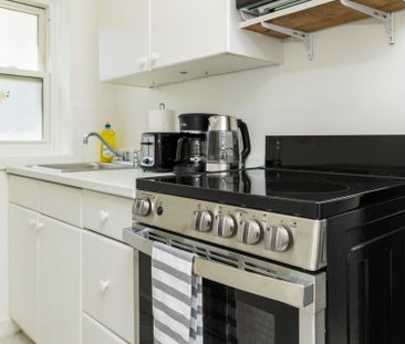 For Lease - 462 BRONSON Avenue Unit# 1, West Centre Town, Ontario - Photo 4