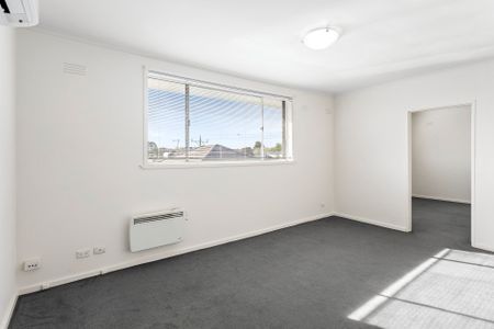 Affordability in a superb location - Photo 5