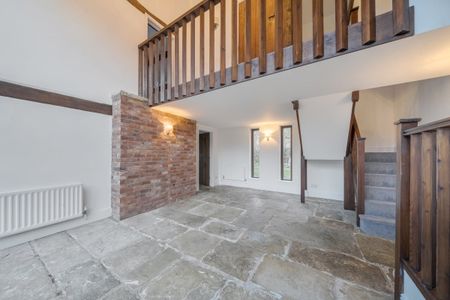 4 bedroom barn to rent - Photo 2