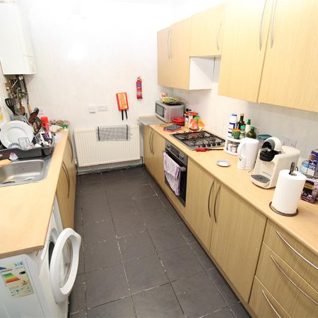 Room For Rent Wood Road, Pontypridd - Photo 3