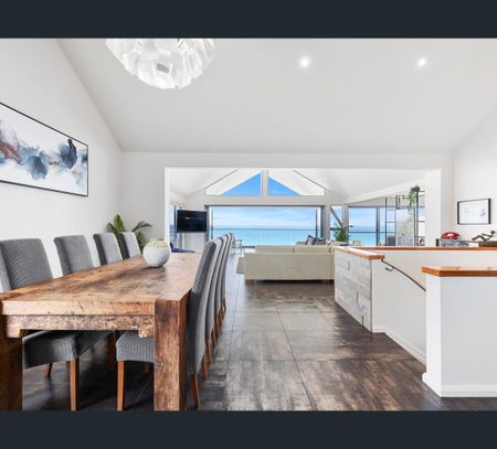 2/4 Emerald Avenue, Sapphire Beach, NSW 2450 - Photo 3