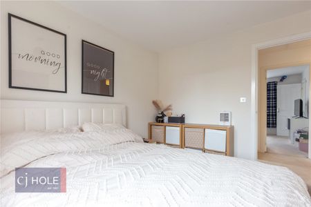 Lupin Close, - Photo 3