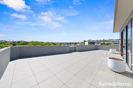 Luxury Penthouse Living in Rose Bay - Photo 5