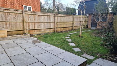 2 bedroom detached house to rent - Photo 4