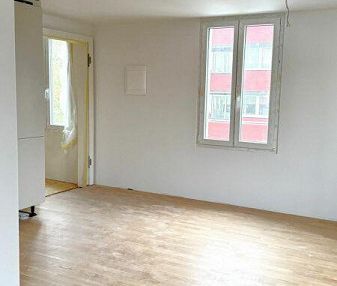 Frisch sanierte 2.5 Zi-Wohnung - Photo 2