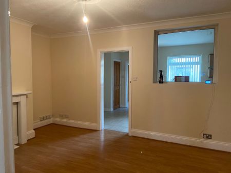 Coronation Road, Llanelli, Carmarthenshire, SA15 1PF - Photo 5