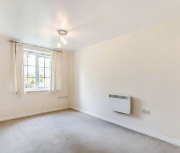 2 Bed Flat, Murray View, LS10 - Photo 4