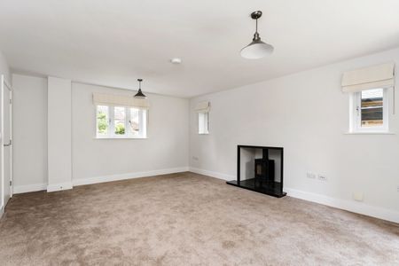 4 bedroom detached house to rent, - Photo 5