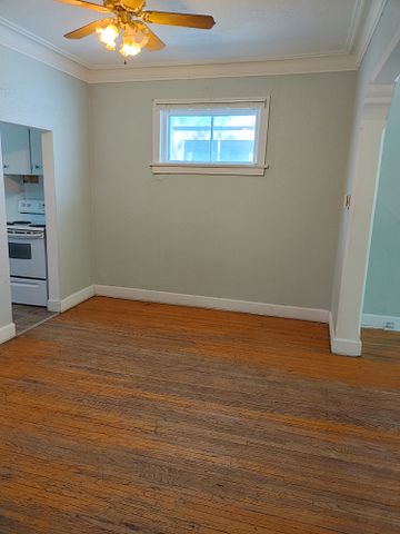 1534 GARNET 2 BDRMS - Photo 2