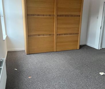 4 Bed Terraced House, Aviary Road, LS12 - Photo 4