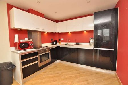 Printing House Square, The Bars, Guildford, Surrey, GU1 - Photo 5