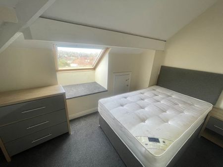 St Chads View (Room 5), Headingley, Leeds - Photo 3