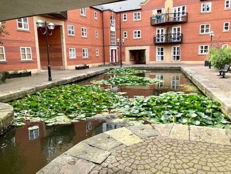 Studio Flat, William Jessop Court, M1 - Photo 2