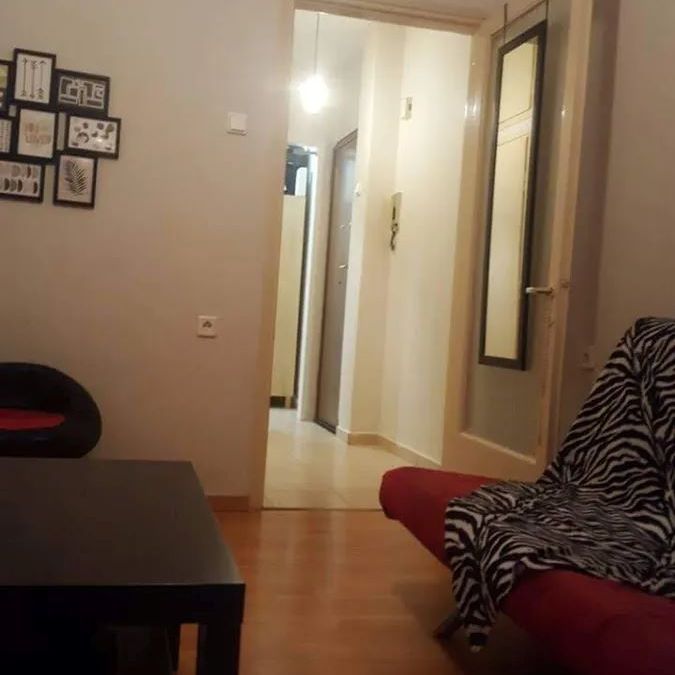 Studio/Γκαρσονιέρα για ενοικίαση Κέντρο (Χαριλάου) - Photo 1