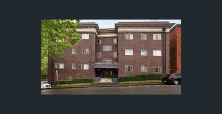 Character, Space And Timeless Elegance - Photo 5