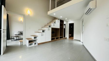 Neubau hochwertiges Top möbliertes Studio mit Klima, Parkplatz, Balkon - Foto 3