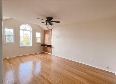 For Lease - 154 Bridlewreath Street Unit# UPPER, Kitchener, Ontario - Photo 2