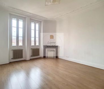 Location Appartement 6 pièces 169m² CANNES 06400 - Photo 1