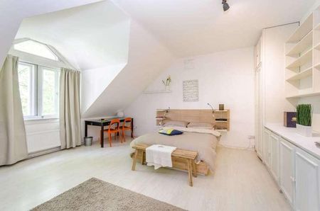 Old Brompton Road, Earls Court, SW5 - Photo 3