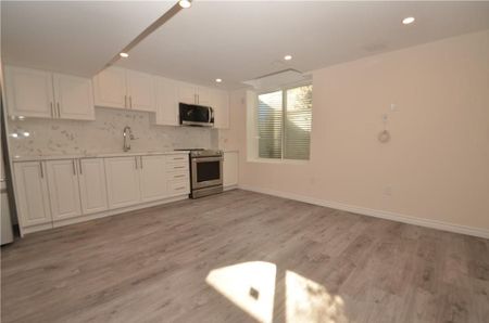 For Lease - 4 Findlay Drive Unit# B, Hamilton, Ontario - Photo 3