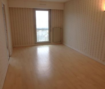 Bd Blossac, APPARTEMENT T3, de 73M2, situé au 3è étage av asc., com... - Photo 3