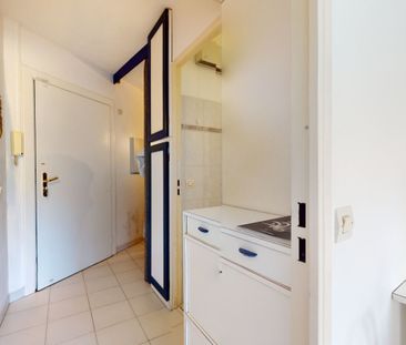 Proche plages et commodités, studio traversant avec coin chambre da... - Photo 3