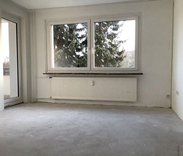 Auf gute Nachbarschaft: 2-Zimmer-Wohnung mit Balkon - Photo 1