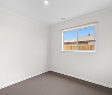 28 Oski Street, Wyndham Vale, Vic 3024 - Photo 6
